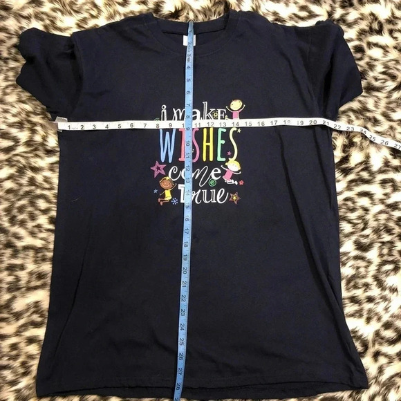 Graphic Tee size L - Picture 2 of 5